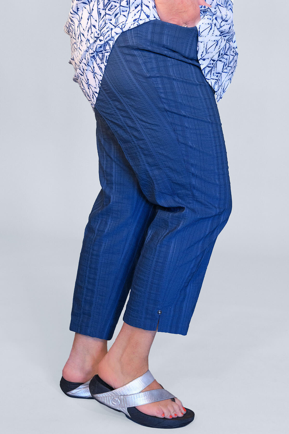 KJ Brand Wash & Go crops - navy