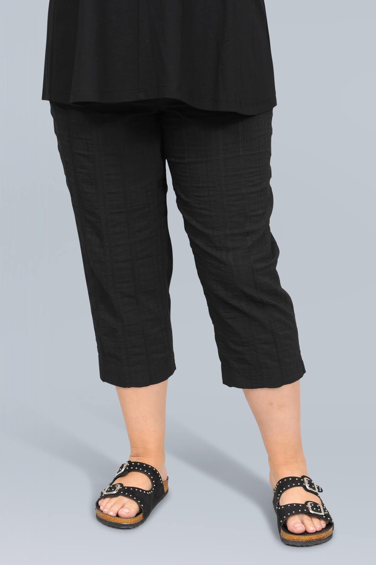 K J Brand Wash & Go capri pants - denim