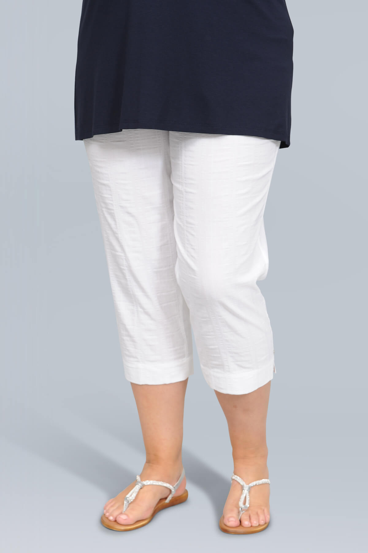 K J Brand Wash & Go capri pants - denim