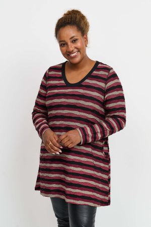 The model in this photo is wearing a striped Melina Mie tunic by Pont Neuf at Bakou London