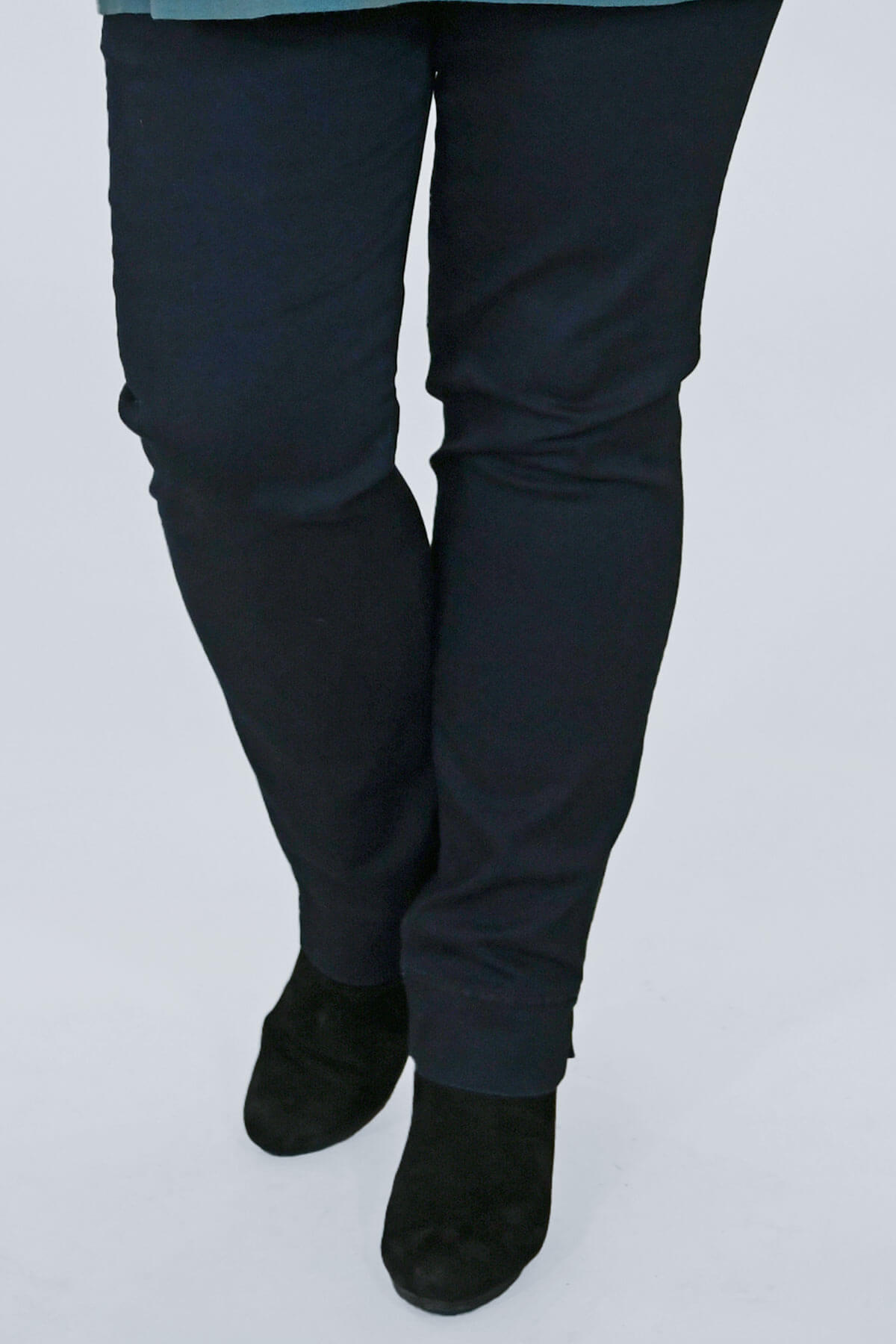Robell Marie Pull-on Jeans - black